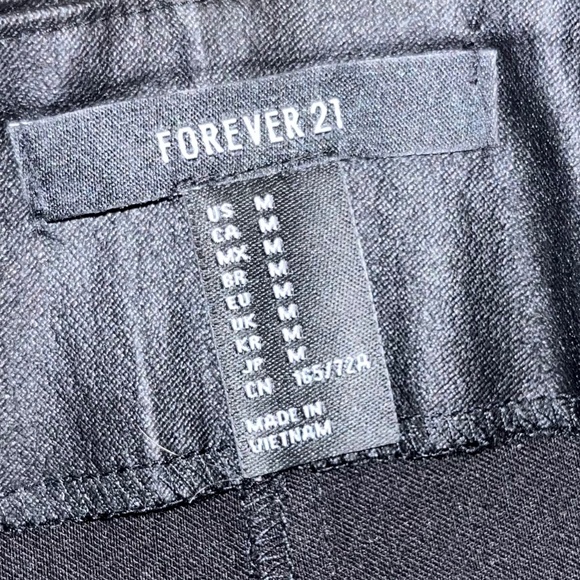 leather skirt - Picture 3 of 3